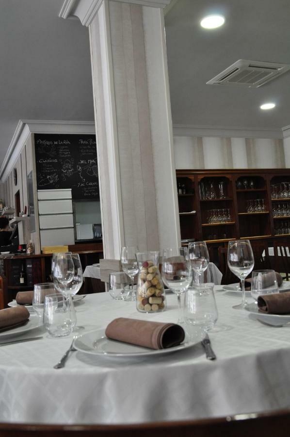 Hotel Casa Portuguesa Meaño Buitenkant foto
